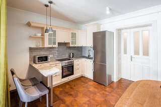 Апартаменты Romari апартименти площа Ринок Львов Апартаменты-15