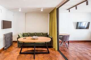 Апартаменты Romari апартименти площа Ринок Львов Апартаменты-34